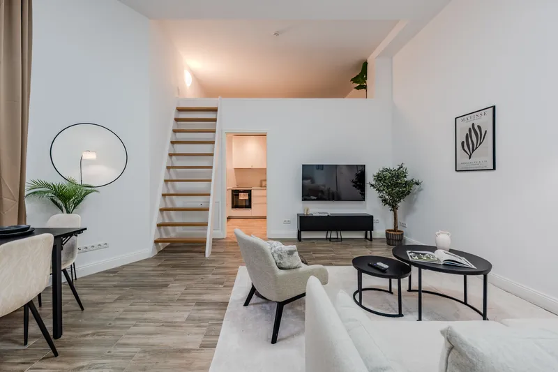 Möblierte 1-Zi.-Wohnung mit Terrasse im Graefekiez — photo 1